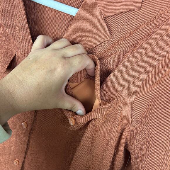 NEW Athleta Echo Top Blouse Rust Burnt Orange Shirt Lightweight Size Small - Picture 8 of 10